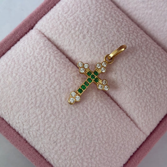 DIJE CRUZ PIEDRAS VERDES Y TRES PUNTAS PIEDRAS BLANCAS 2.1CM ORO AMARILLO COL 18K - 0,93GR (NA)