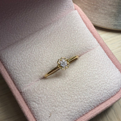 ANILLO FLOR EN SILUETA + DIAMANTES NATURALES 3 PUNTO ORO AMARILLO ITALY 18K TALLA 6 - 0,72GR