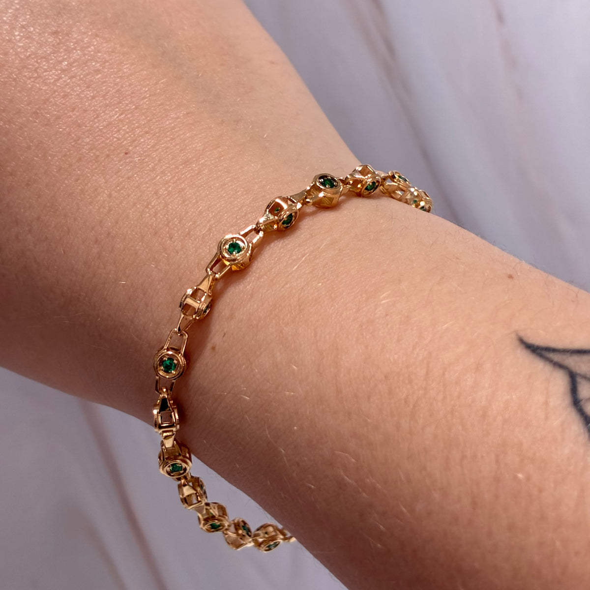 PULSERA RUSTICA + PIEDRAS VERDES 19CM ORO AMARILLO COL 18K-9.6GR
