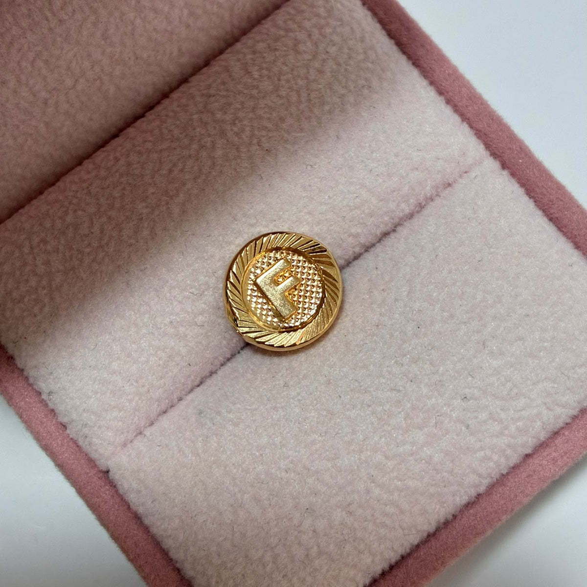 HERRAJE TAMBOR LETRA F 10MM ORO AMARILLO COL 18K - 0,54GR