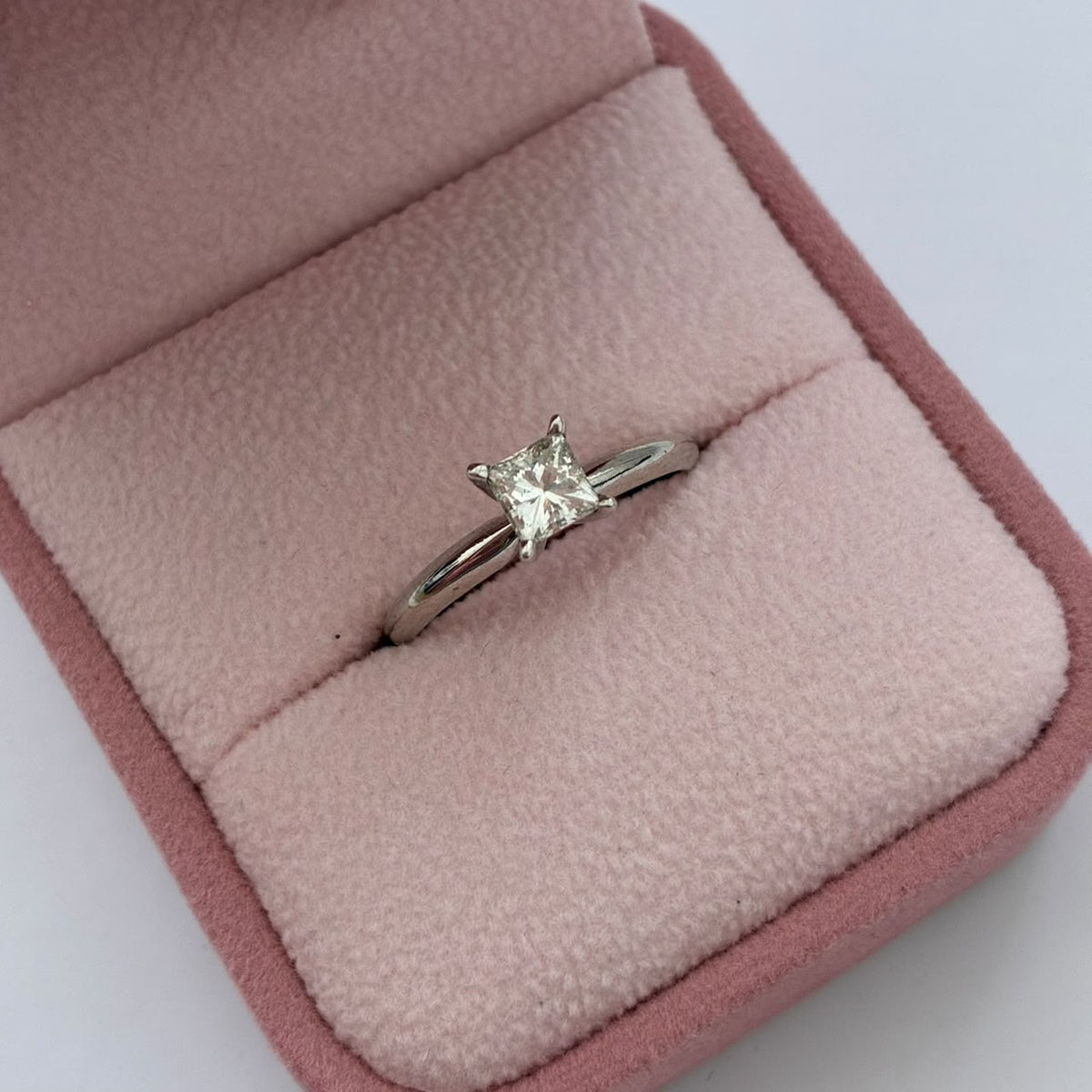 ANILLO PRINCESS DIAMANTE NATURAL PRINCESS 33CT TALLA 6.5 ORO BLANCO COL 14K-2.24GR