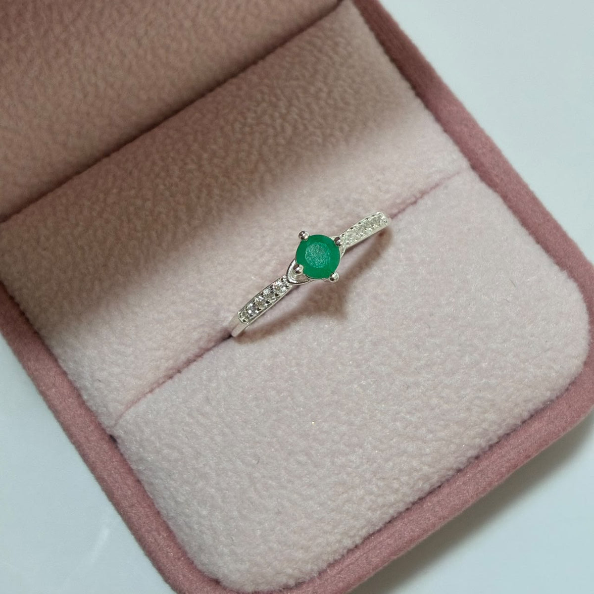 ANILLO AURA PLATA 925 + ESMERALDA NATURAL TALLA 5,5