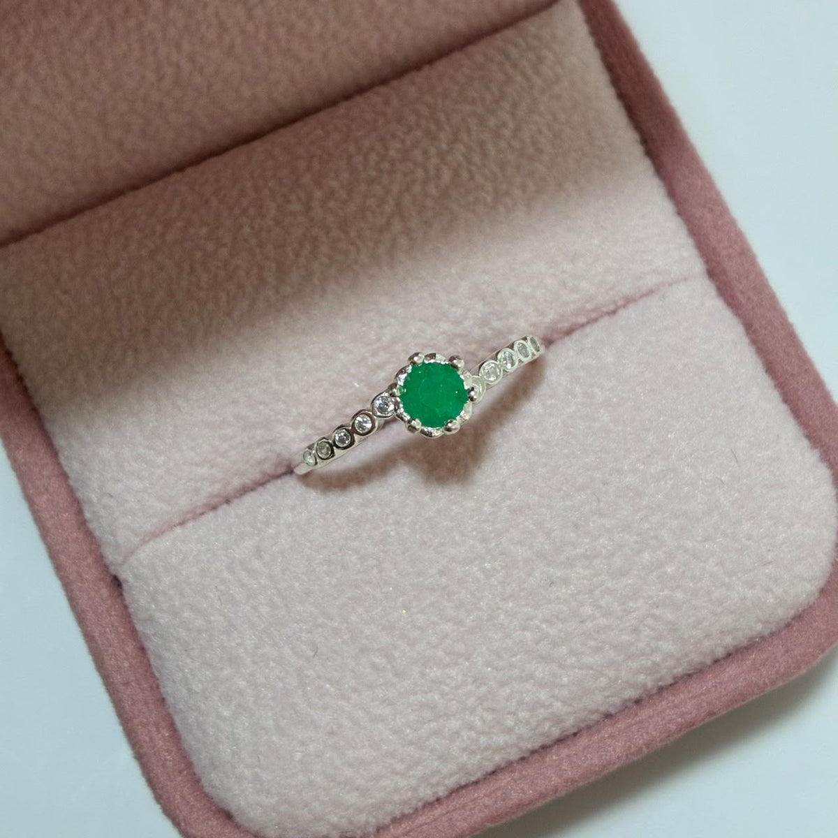 ANILLO RADIANTE PLATA 925 + ESMERALDA NATURAL TALLA 5,5