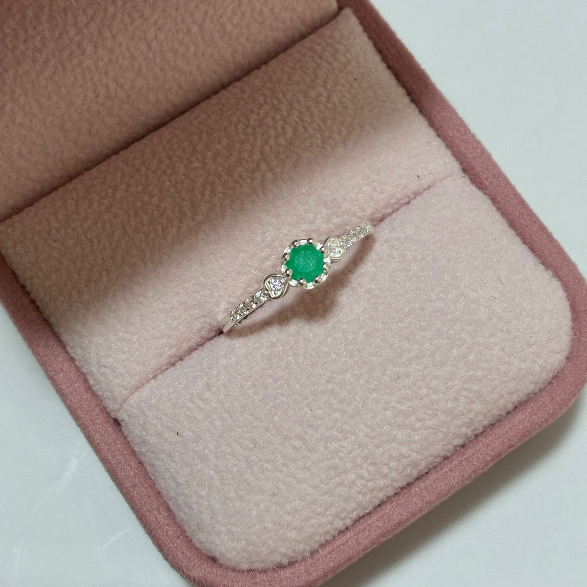 ANILLO ENCANTADO PLATA 925 + ESMERALDA NATURAL TALLA 6
