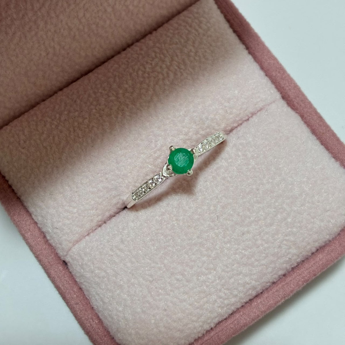 ANILLO AURA PLATA 925 + ESMERALDA NATURAL TALLA 6,5