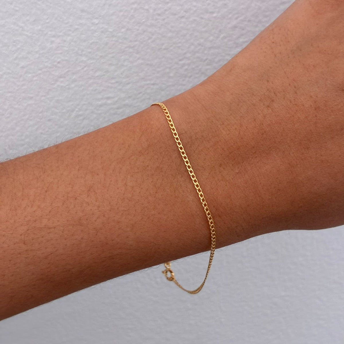 PULSERA MINI CUBANA 0,79GR 19CM 1,3MM ORO AMARILLO ITALY 18K