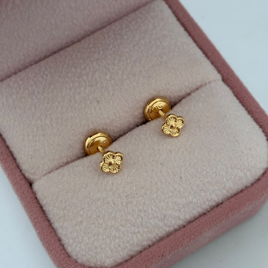 TOPOS TREBOL 0,59GR 4,2MM ORO AMARILLO COL 18K