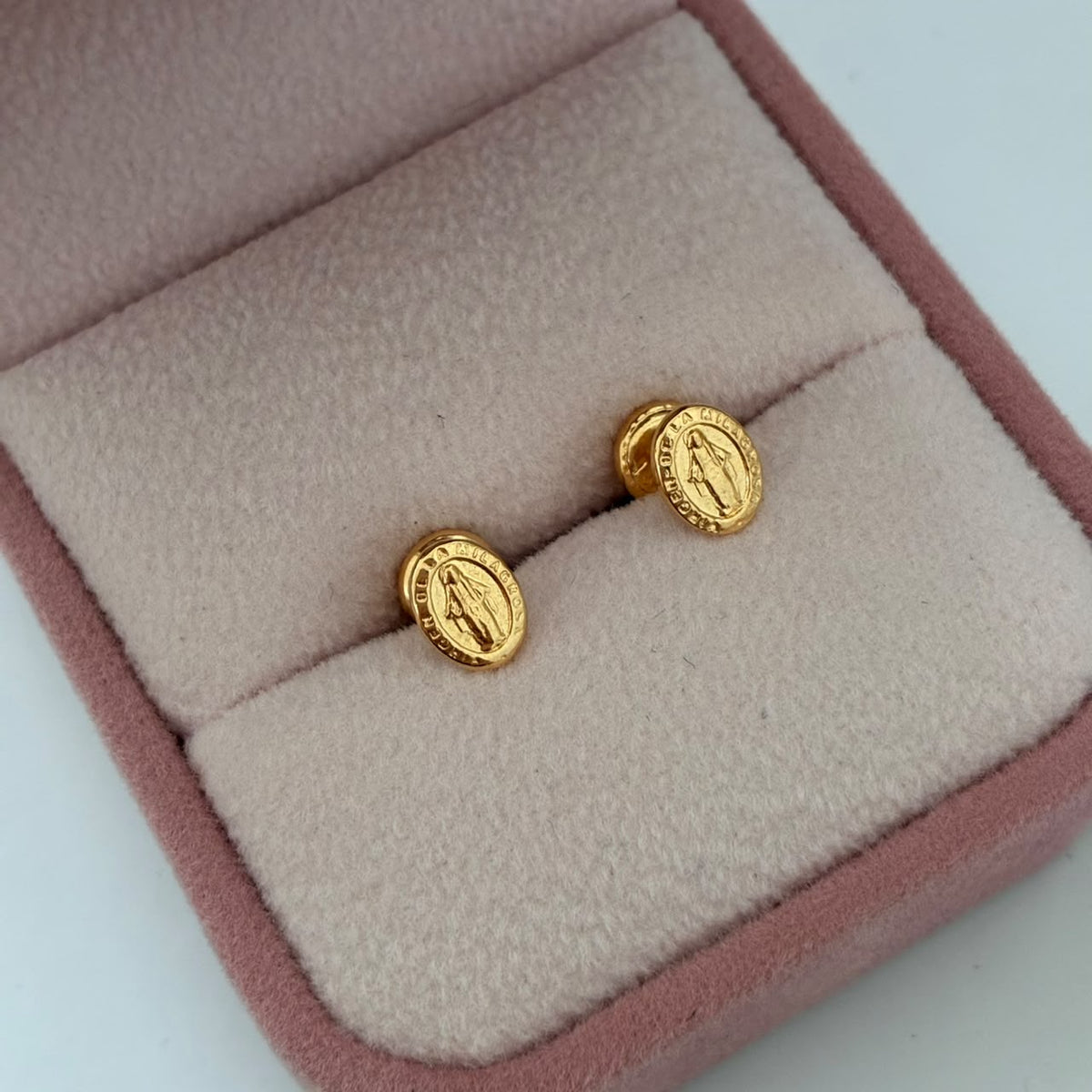 TOPOS VIRGEN MILAGROSA 0,65GR 7MM ORO AMARILLO COL 18K