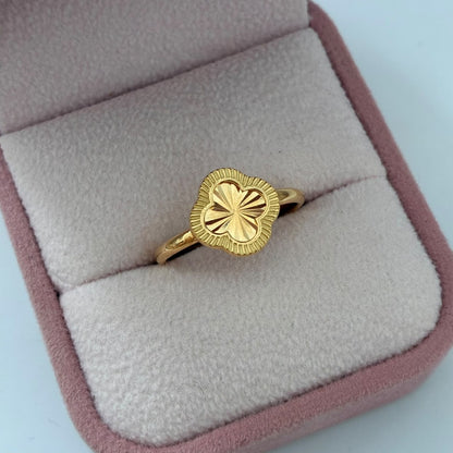ANILLO TREBOL DIAMANTADO 1,55GR TALLA 7,5  AMARILLO COL 18K