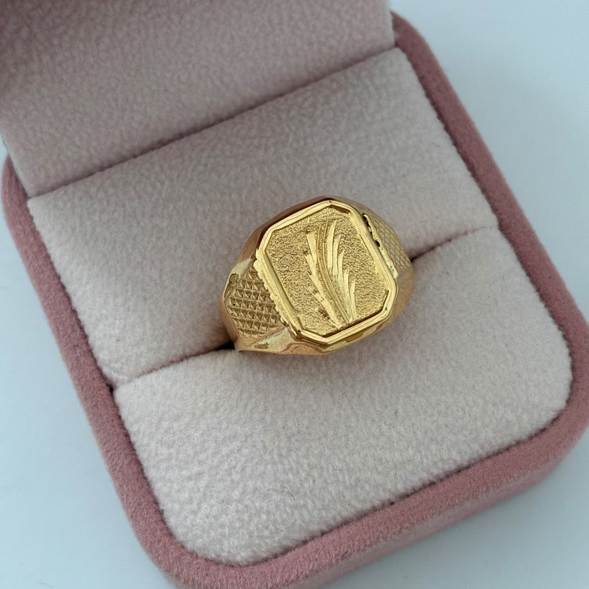ANILLO PLACA ESPIGA TEXTURIZADO 2,76GR TALLA 9 AMARILLO COL 18K