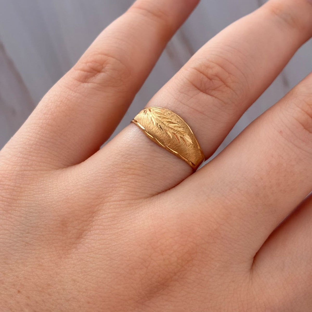 ANILLO ESPIGA MATEADO 1,25GR TALLA 6,5 AMARILLO COL 18K