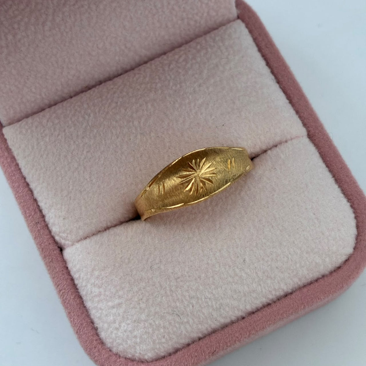 ANILLO FLOR MATE 1,35GR TALLA 9  AMARILLO COL 18K