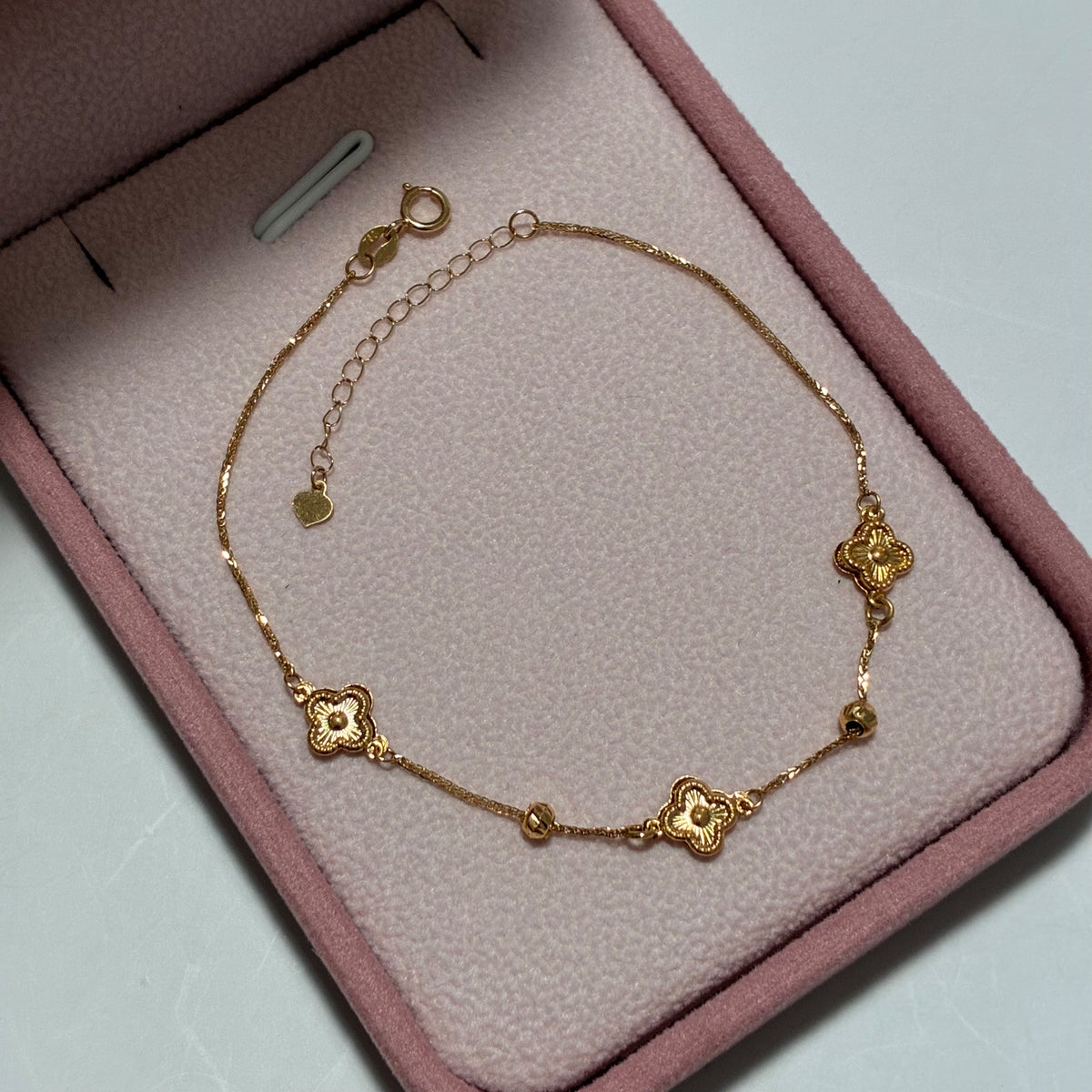 PULSERA TRIDENTE DE TREBOL + 2 BOLAS DIAMNATADAS 3MM ORO AMARILLO ITALY 18K-0.86GR